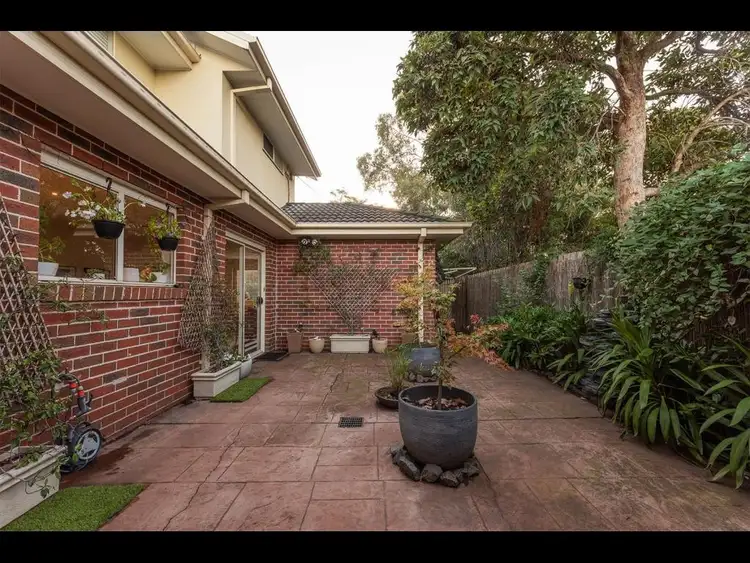 Fourth view of Homely townhouse listing, 1/12 Donald Street, Mount Waverley VIC 3149