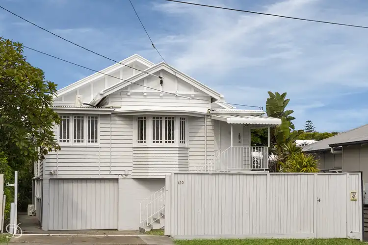122 Days Road, Grange QLD 4051