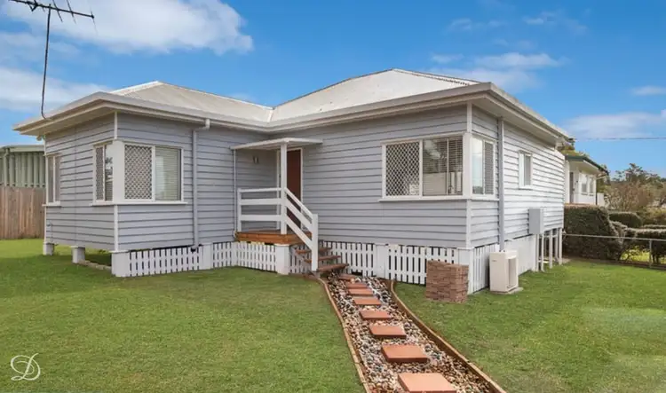 19 Hudson Avenue, Mitchelton QLD 4053