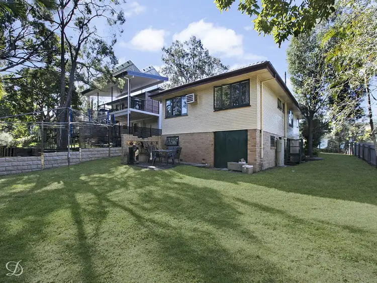 33 Olearia Street East, Everton Hills QLD 4053