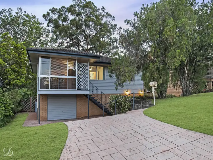 33 Joalah Crescent, Ferny Hills QLD 4055