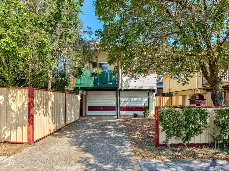 52 Glen Holm Street, Mitchelton QLD 4053