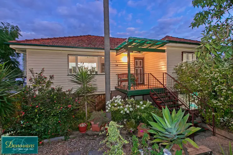 76 Heliopolis Parade, Mitchelton QLD 4053
