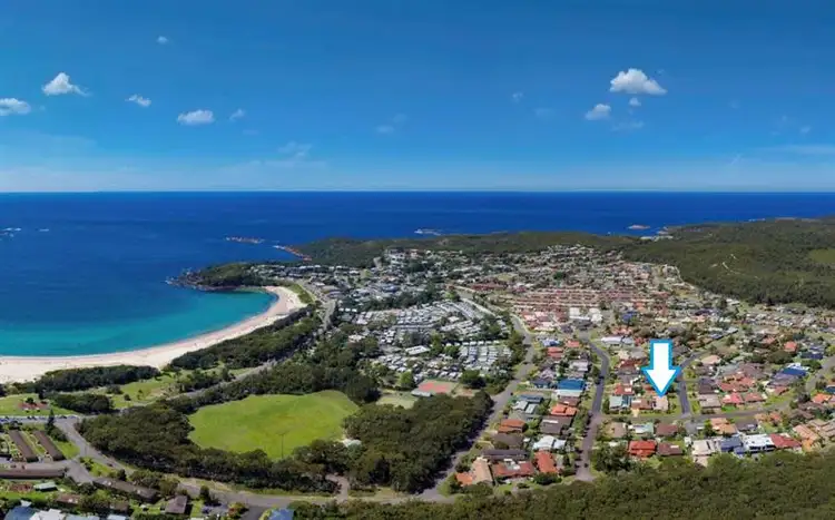 Second view of Homely semi-detached listing, 1/52 Shoreline Dr, Fingal Bay NSW 2315