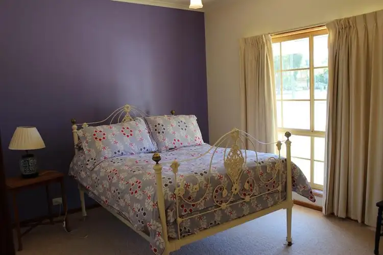 Fifth view of Homely townhouse listing, 4/577 Webb St, Lavington NSW 2641