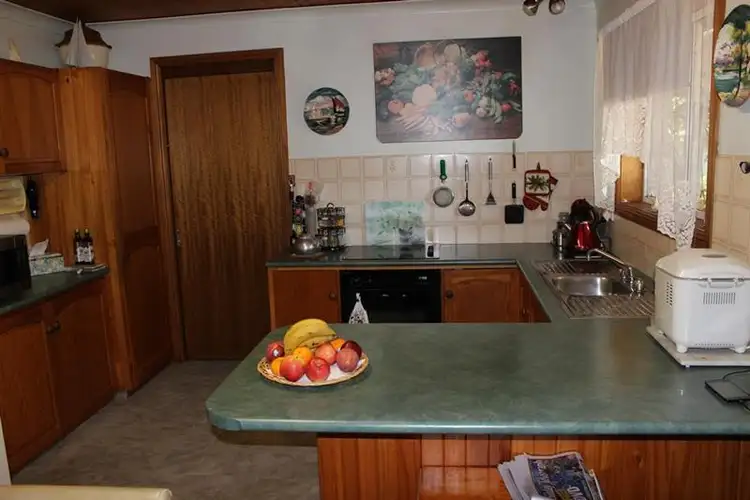 Second view of Homely house listing, 2 Maple Ct, Dubbo NSW 2830