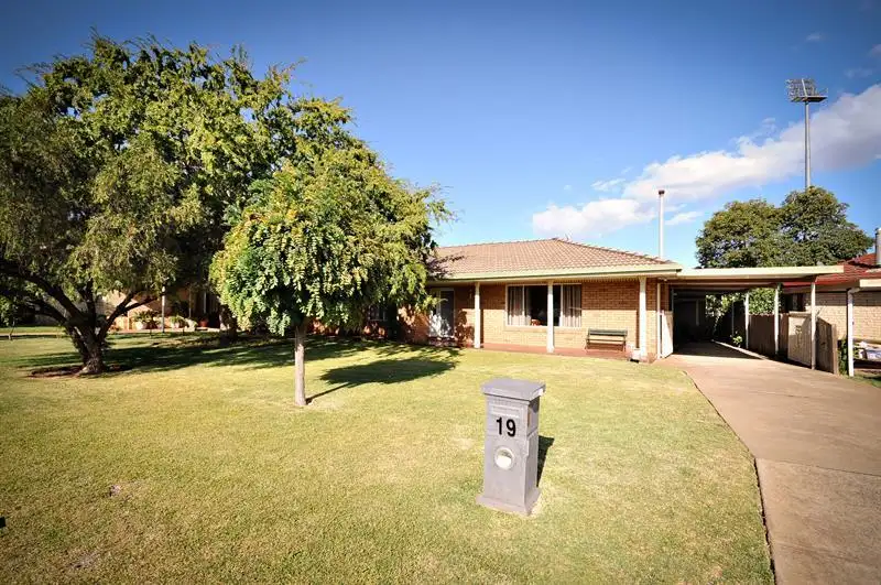 Main view of Homely house listing, 19 Coral Cres, Dubbo NSW 2830