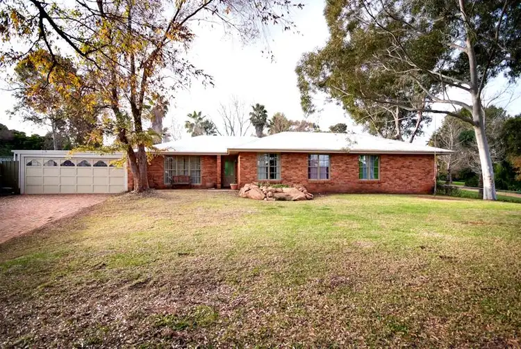 318 Myall St, Dubbo NSW 2830