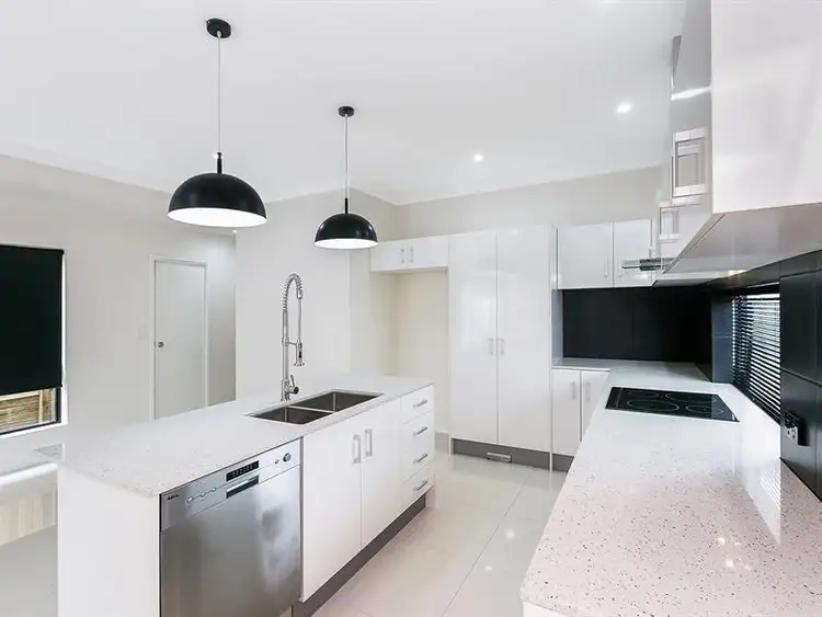 Fifth view of Homely townhouse listing, 1/8 Marvell St, Murarrie QLD 4172