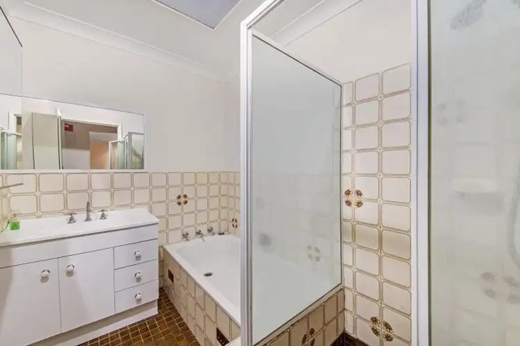 Fifth view of Homely unit listing, 2/20 Paton St, Woy Woy NSW 2256