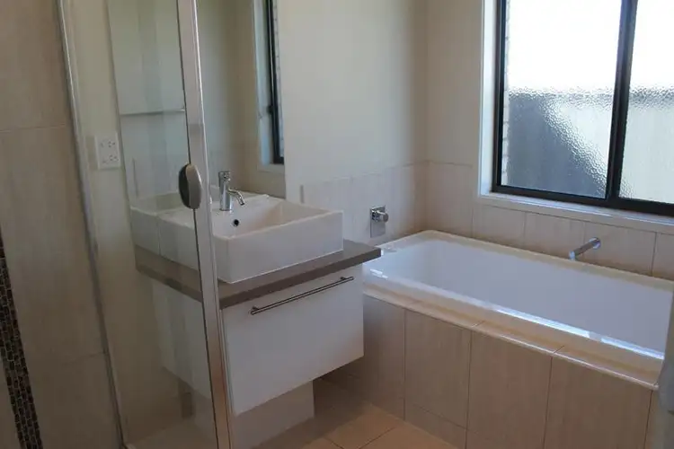 Seventh view of Homely house listing, 12 Severin  Ct, Thurgoona NSW 2640