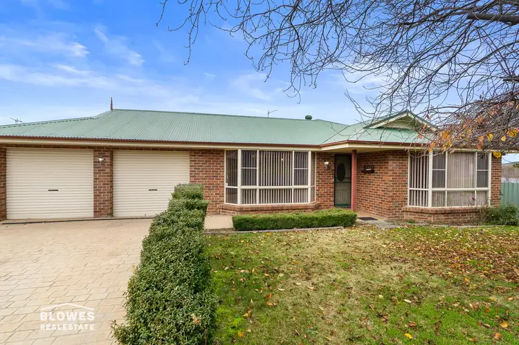 19 Madison Way, Orange NSW 2800
