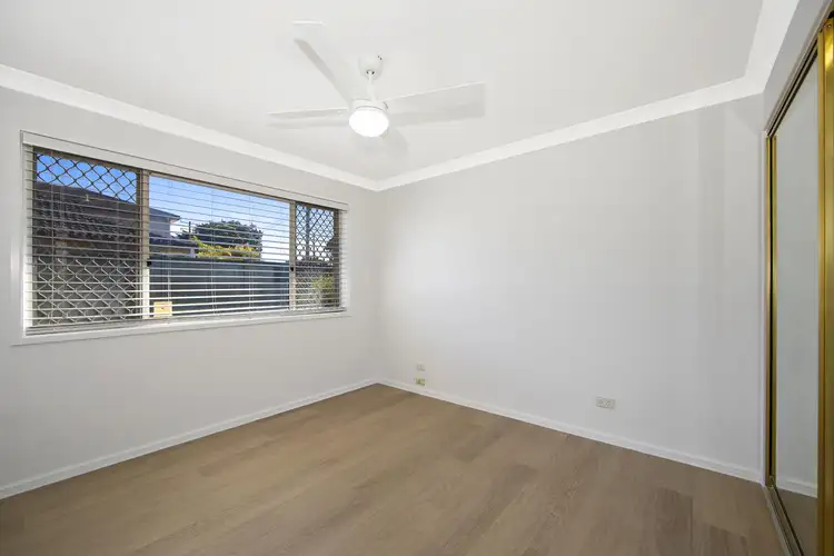 Sixth view of Homely villa listing, 1/174 West Street, Umina Beach NSW 2257