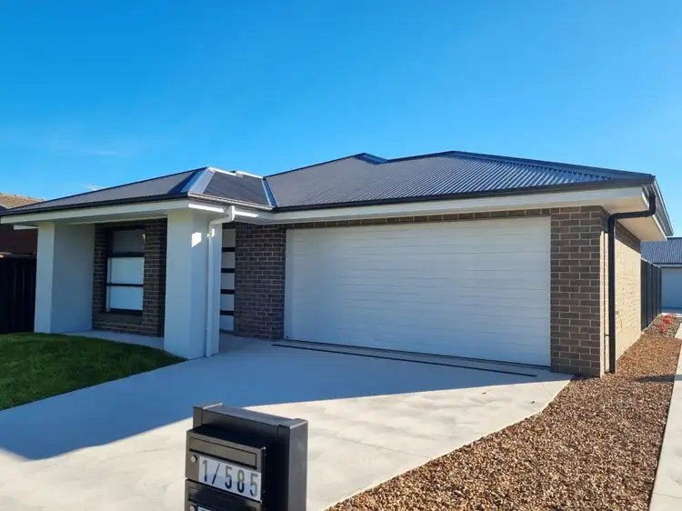 Main view of Homely unit listing, 1/585 Prune Street, Lavington NSW 2641