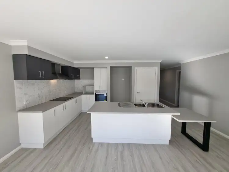 Third view of Homely unit listing, 1/585 Prune Street, Lavington NSW 2641