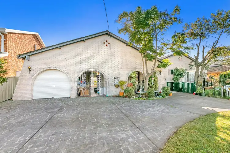 22 Rosewood Drive, Umina Beach NSW 2257