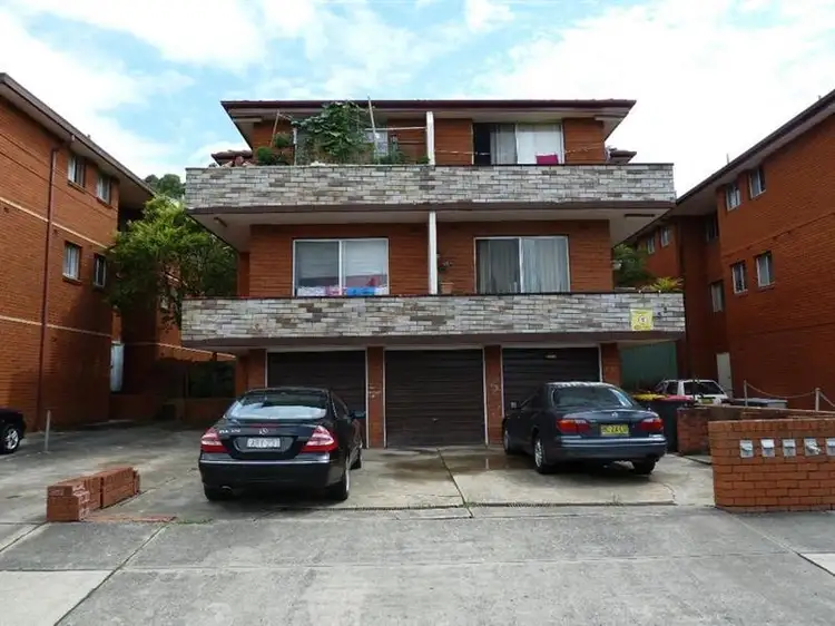 2/52 Macdonald Street, Lakemba NSW 2195