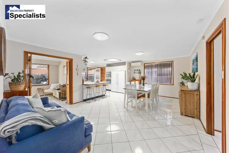 Second view of Homely house listing, 18 Mackenzie Place, Kearns NSW 2558