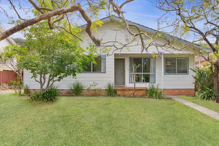 3 Naroo Road, Umina Beach NSW 2257
