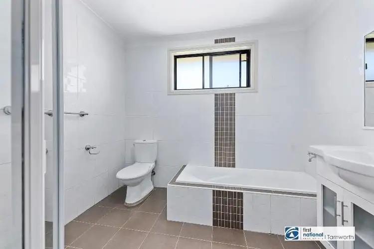 Seventh view of Homely townhouse listing, 4A Conimbla Crescent, Tamworth NSW 2340