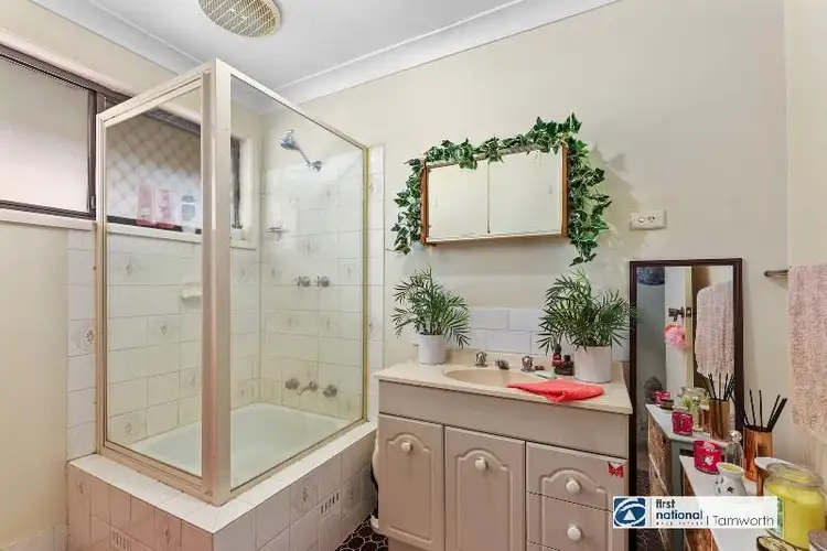 Sixth view of Homely semi-detached listing, 6 Illoura Street, Tamworth NSW 2340