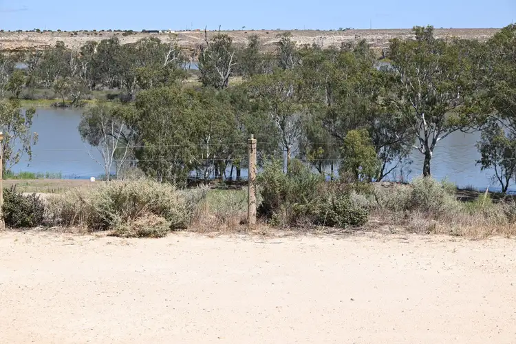 Site 105/9109 Sturt Highway, Paisley SA 5357