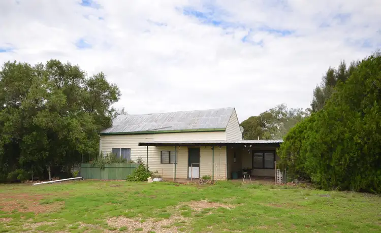 7 BRENT Street