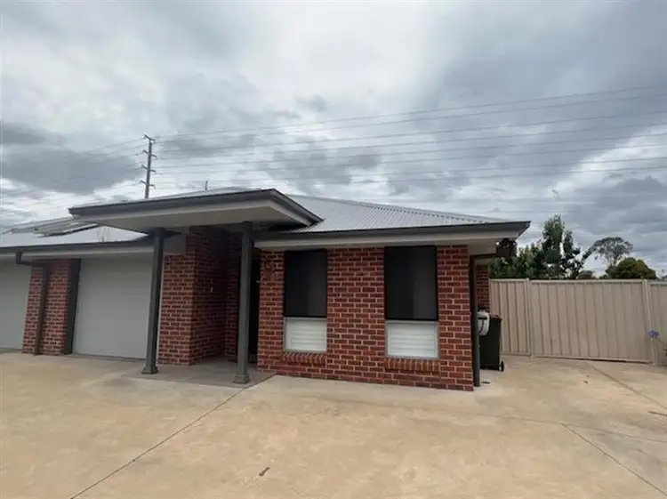 1/32 Cobb & Co Circuit, Tamworth NSW 2340