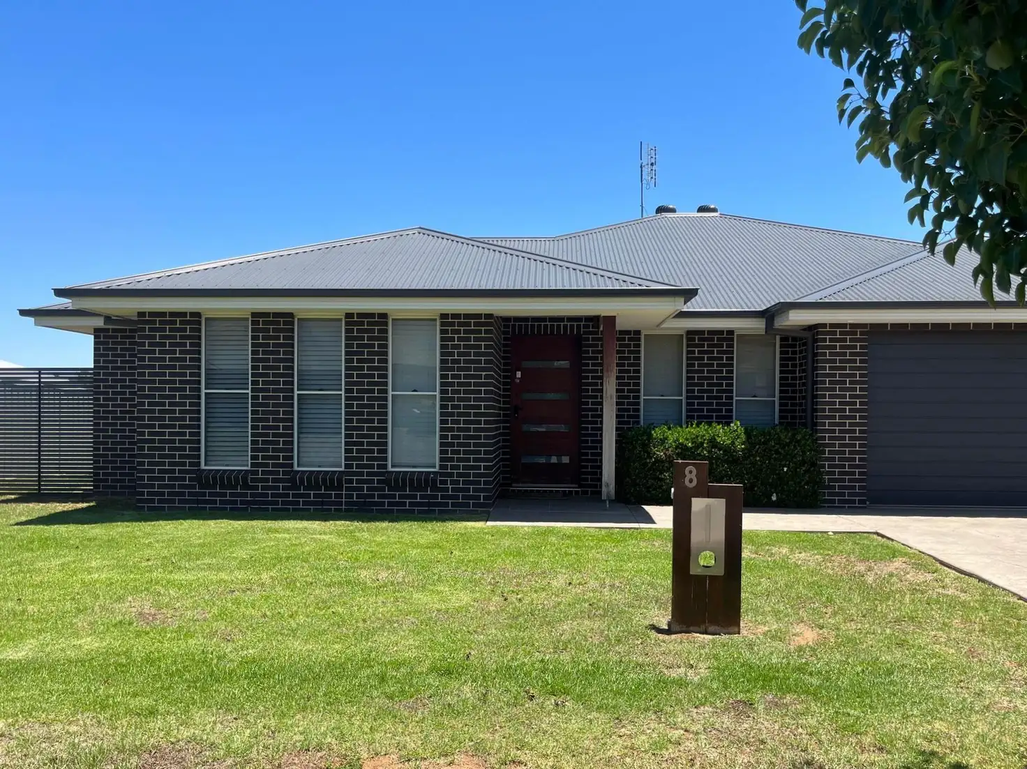 Main view of Homely house listing, 8 Macintyre Circuit, dubbo NSW 2830
