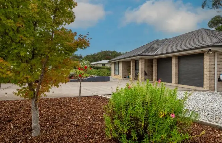 2 Bamburgh Place, Bundanoon NSW 2578