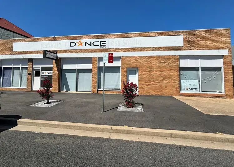 24 Bourke Street, Cootamundra NSW 2590