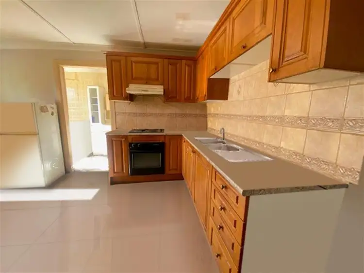Fifth view of Homely house listing, 8 Kent Place, Colyton NSW 2760