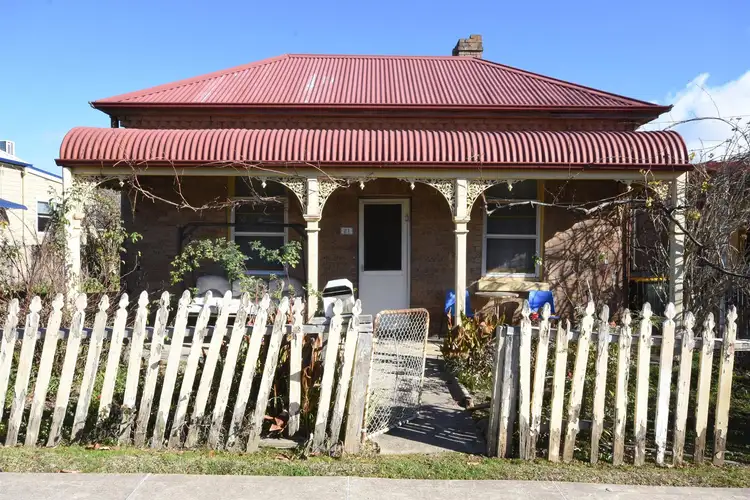 21 Autumn Street, Orange NSW 2800