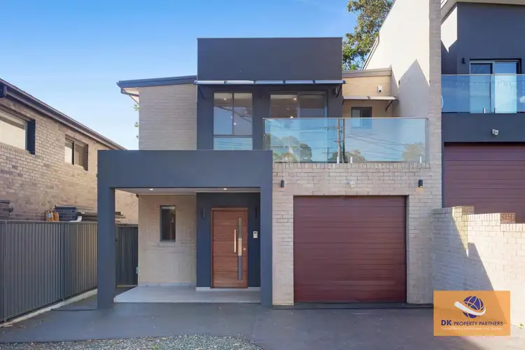 36 Donington Avenue