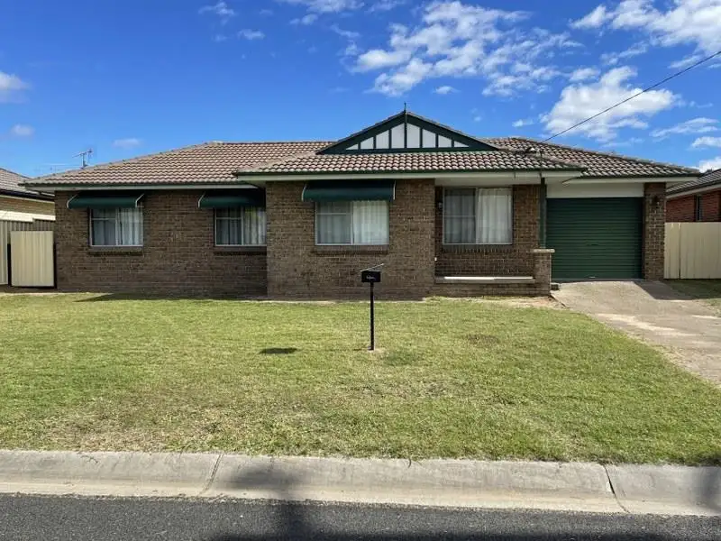 Main view of Homely house listing, 5 Carole Drive, Kootingal NSW 2352