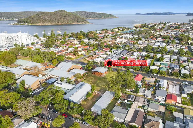 42 Karingi Street, Ettalong Beach NSW 2257