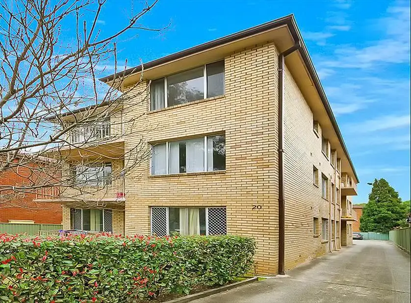 Main view of Homely unit listing, 2/20 Wigram Street, Harris Park NSW 2150