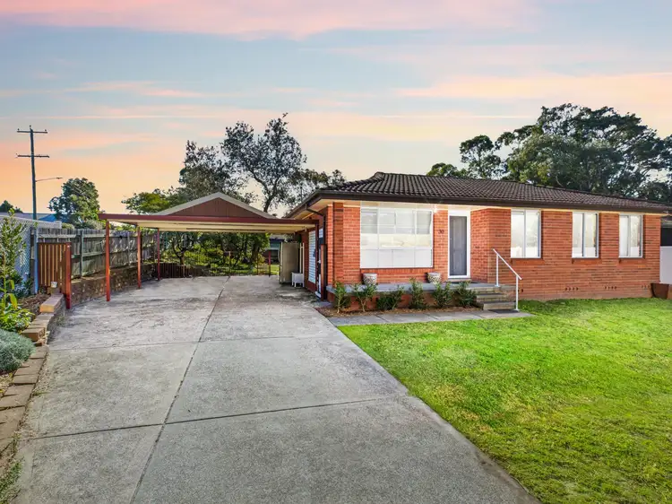 30 Thompson Street, Belmont South NSW 2280
