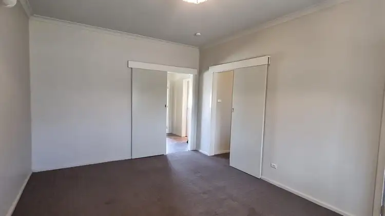 6 Swift Street