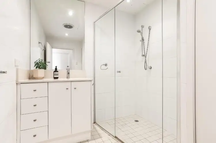 Fifth view of Homely unit listing, 71/11 Yarranabbe Road, Darling Point NSW 2027