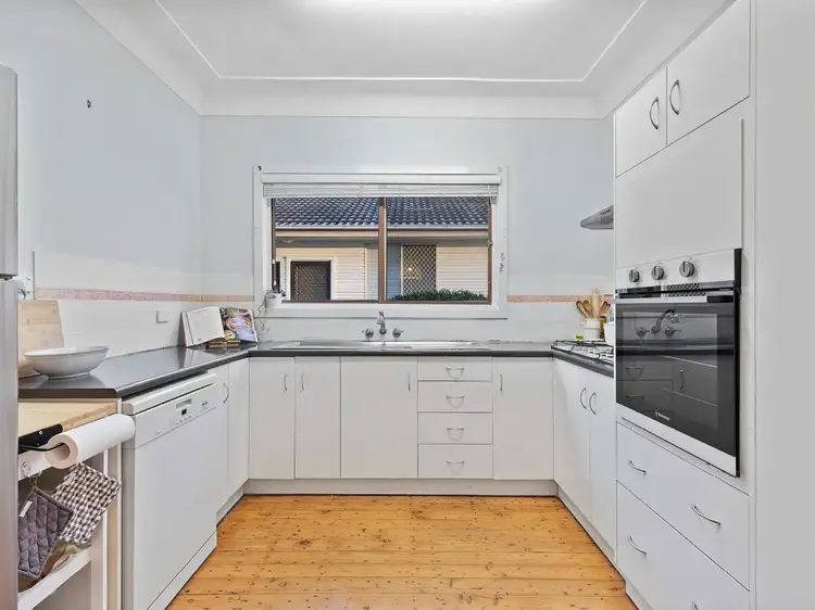 Fifth view of Homely house listing, 37 Marlin Avenue, Floraville NSW 2280