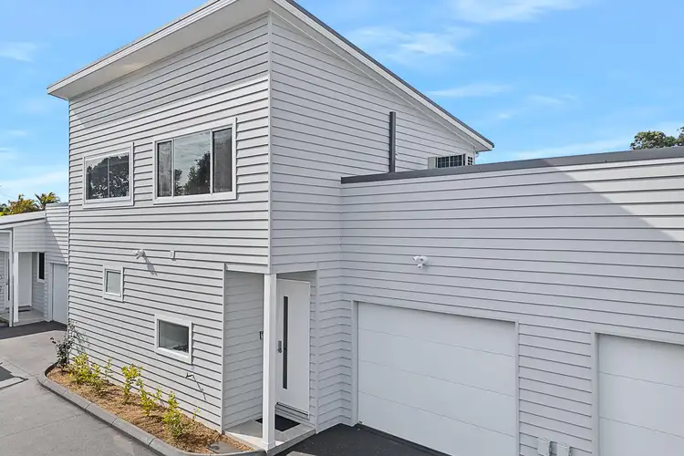 Main view of Homely townhouse listing, 2/37 Paul Street, Umina Beach NSW 2257