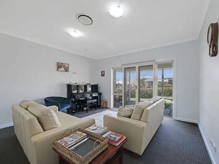 Second view of Homely house listing, 7 Sanctuary Place, Hillvue NSW 2340
