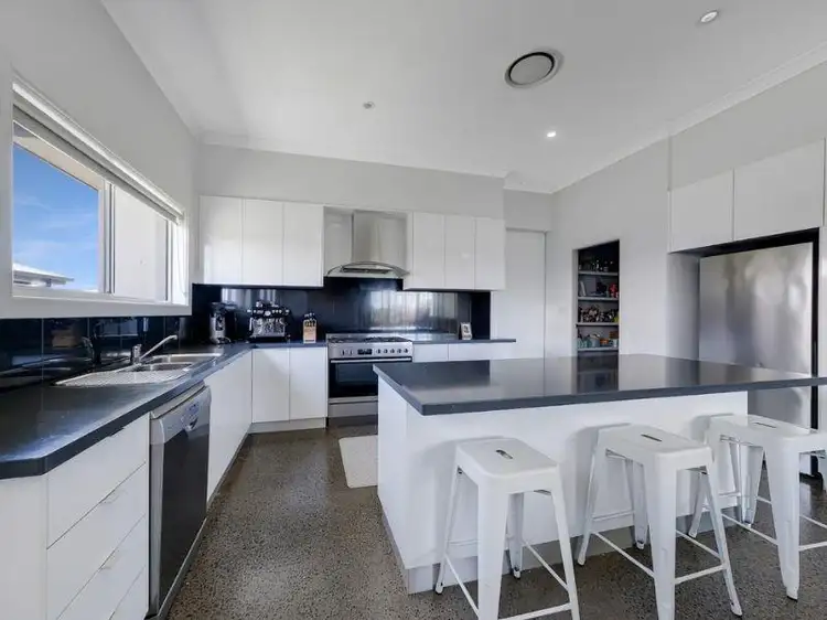 Fourth view of Homely house listing, 7 Sanctuary Place, Hillvue NSW 2340