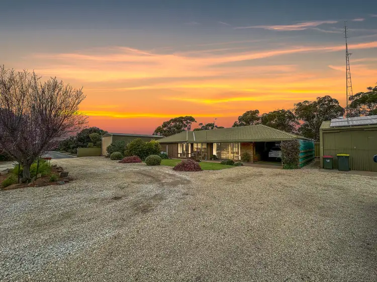 33 Noble Road, Waikerie SA 5330