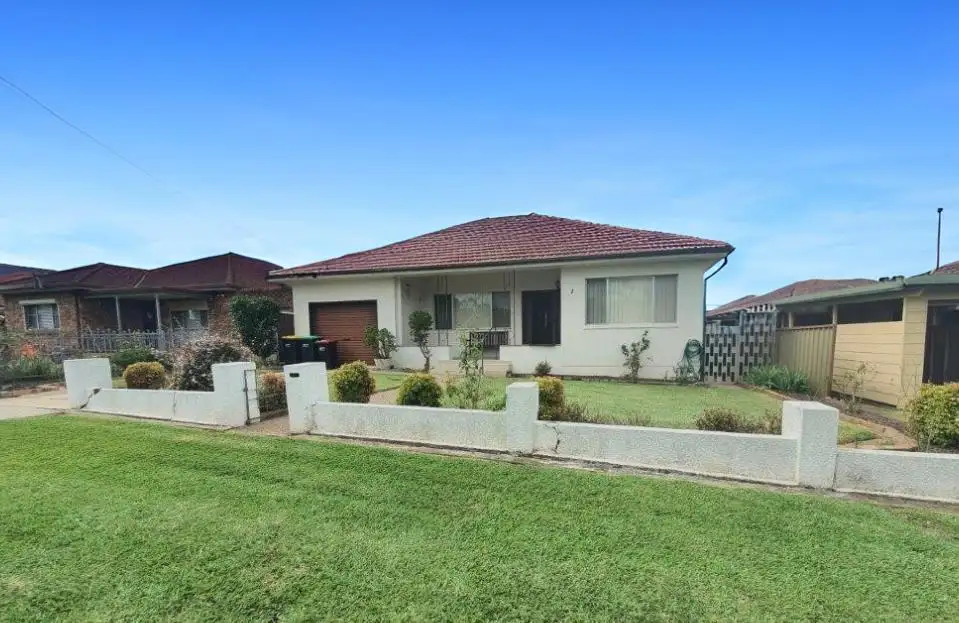 Main view of Homely house listing, 3 Mainsbridge Avenue, Liverpool NSW 2170
