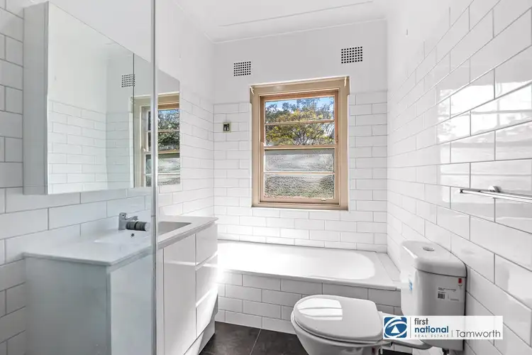 Fifth view of Homely house listing, 28 Robyn Street, Tamworth NSW 2340