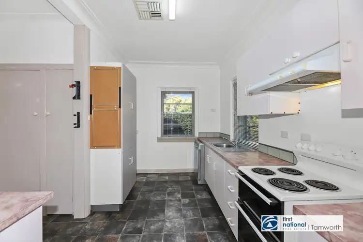 Sixth view of Homely house listing, 28 Robyn Street, Tamworth NSW 2340