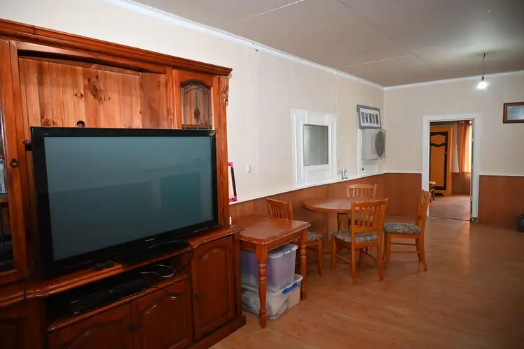 32 Adams Street, Blanchetown SA 5357