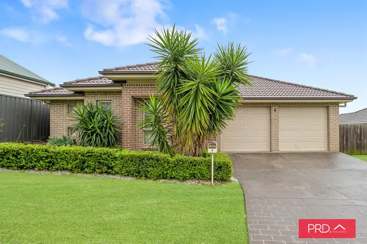 8 Folkes Street